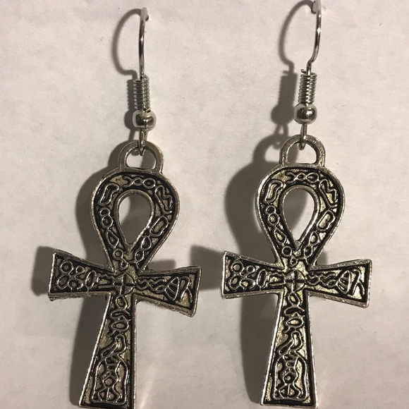 Alloy Ankh Earrings - Picture 1 of 2